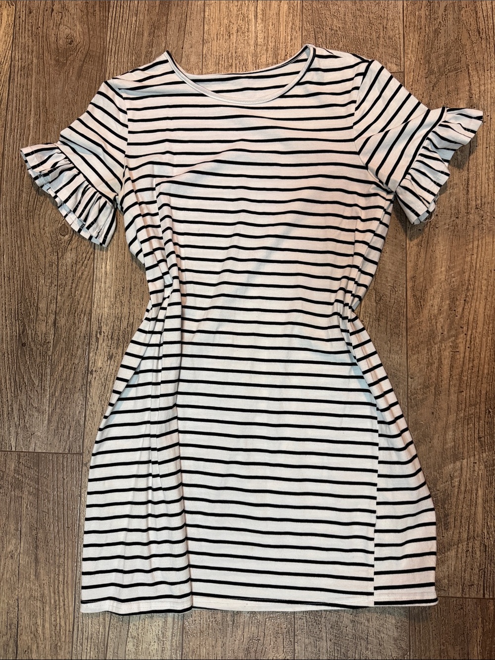 Women’s Black & White Striped Ruffle Sleeve Dress